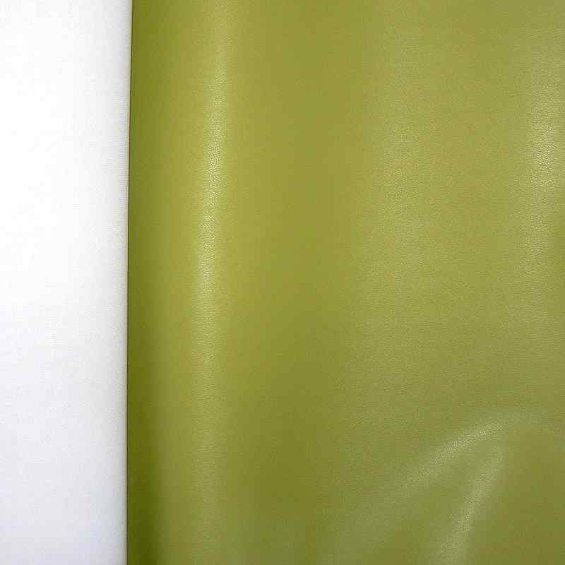 KK207a Koženka zbytek 45x69cm koženka zelená