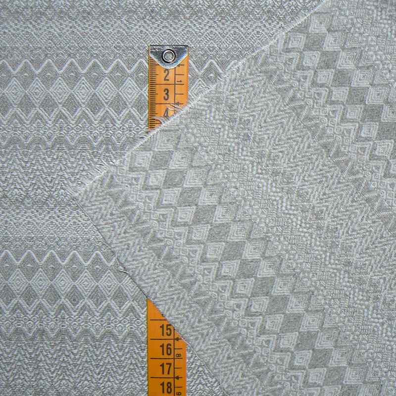 Bavlněná látka 54x132cm šedobílá vzor na patchwork (E102)