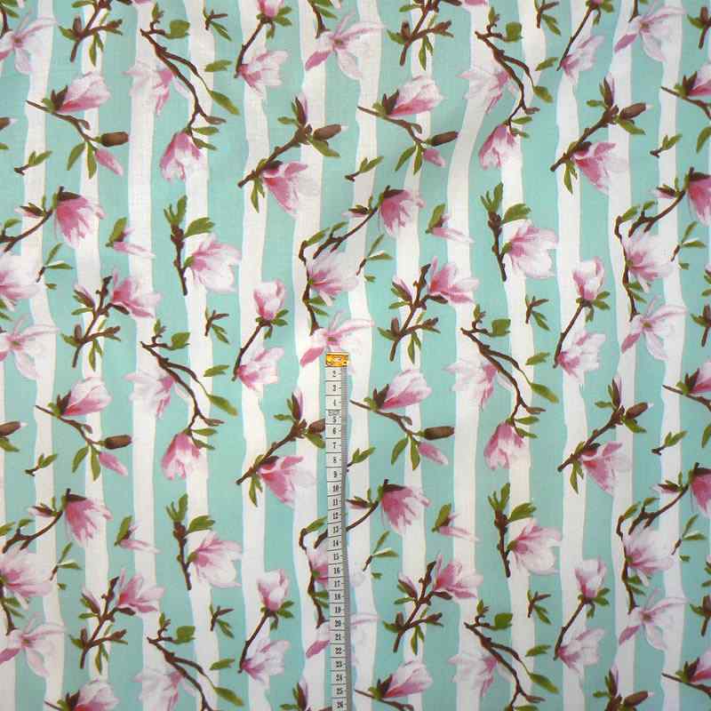 0339D/1 Bavlněná látka plátno 18x79cm pruhy matové magnolie