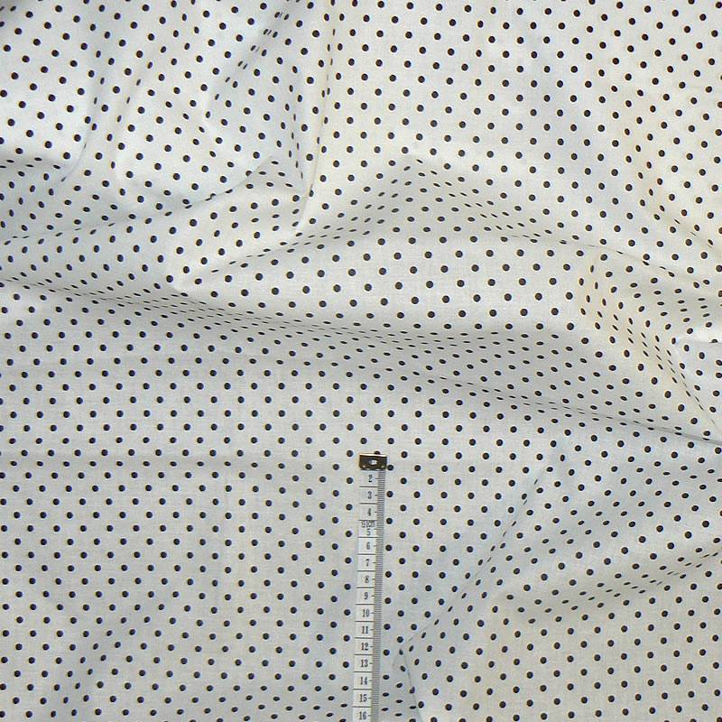 0624D Bavlněná látka 40x79cm černé puntíky 4mm na bílé