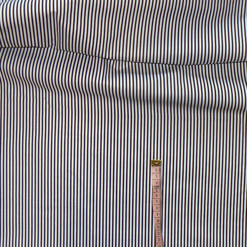 0692D/1 Bavlněná látka 47x79cm pruhy černobílá