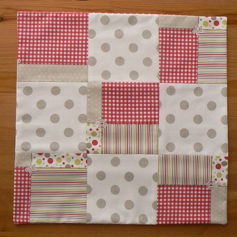 3S118 Bavlněná látka 24x100cm červenobéžová patchwork na patchwork
