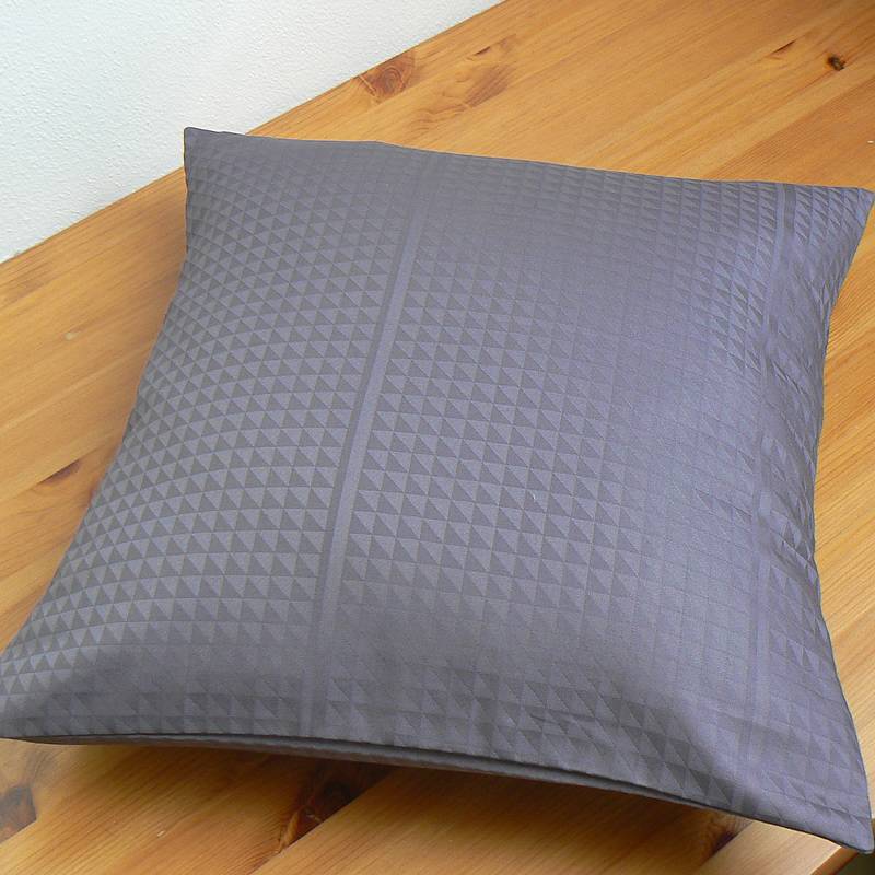 DA1716 II.jakost flíček Damašek exkluzívní bavlněná látka 220x280cm triangel sv.šedá