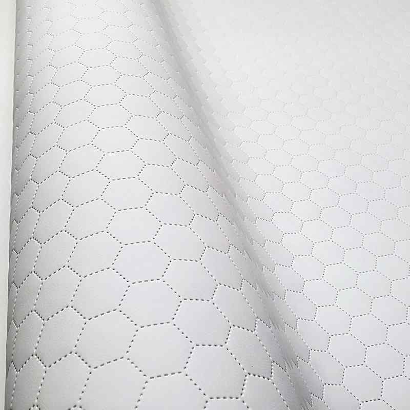 KK350 Exkluzívní koženka zbytek 45x140cm koženka plástev medu bílá na vatelínu