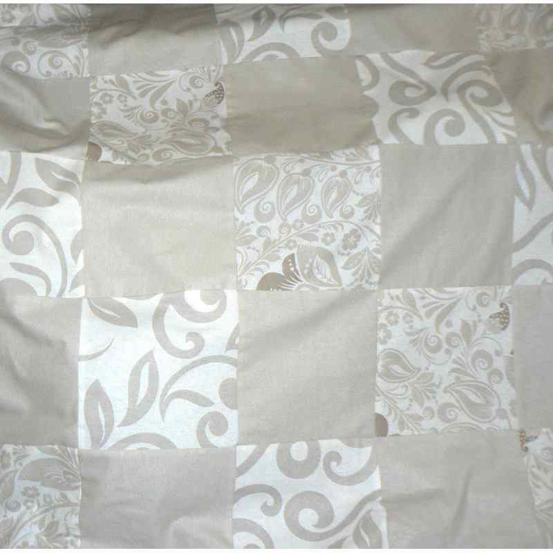 0529/1 Bavlněná látka 33x79cm lapače na bílé zbytek na patchwork