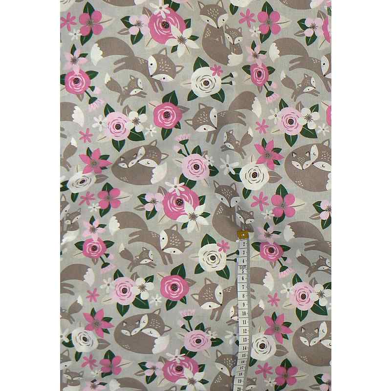 5Z59 Bavlněná látka 82x56cm lišky květy šedorůžová zbytek na patchwork
