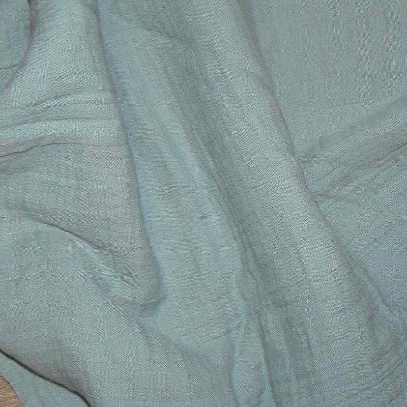 6B117 Mušelín dvojitá gázovina bavlněná látka 65x17cm zelenošedá zbytek