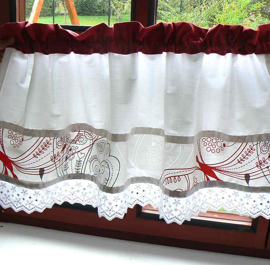 6C67 SLEVA 50% Bavlněný satén 840x15cm béžovočervená motýl