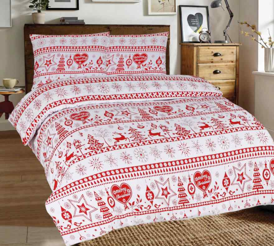 6C136 Bavlněný flanel látka 71x74cm sobíci červení na bílé zbytek patchwork