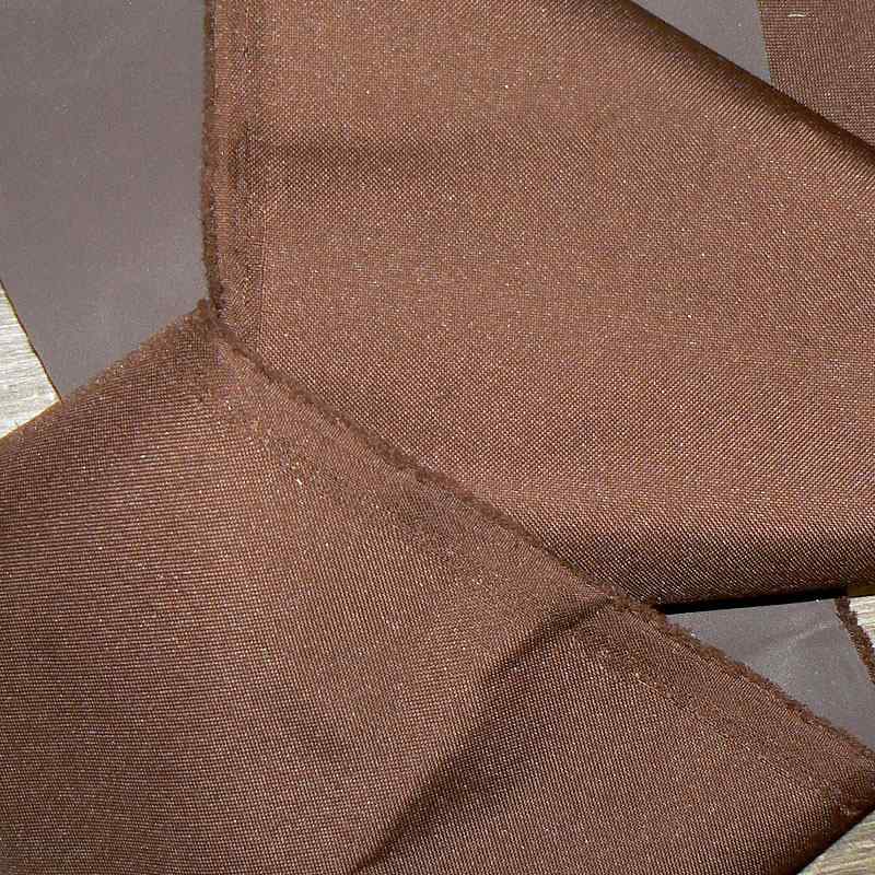 6G93 Kočárkovina voděodolná velmi pevná 70x18cm hnědá ze zátěrem