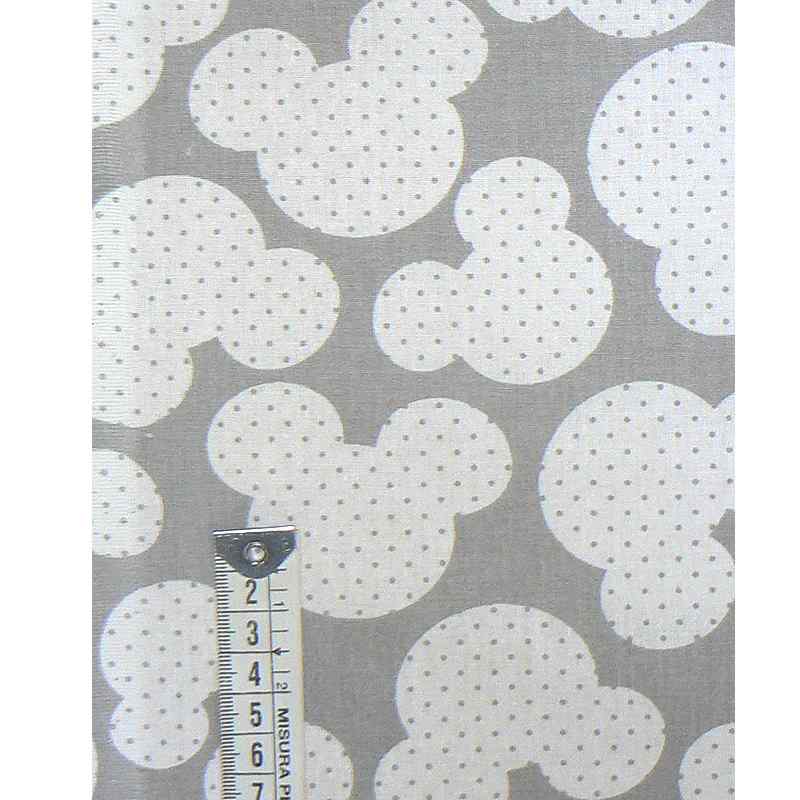 Bavlněná látka 43x15cm mickey na šedé zbytek na patchwork (1Q96)