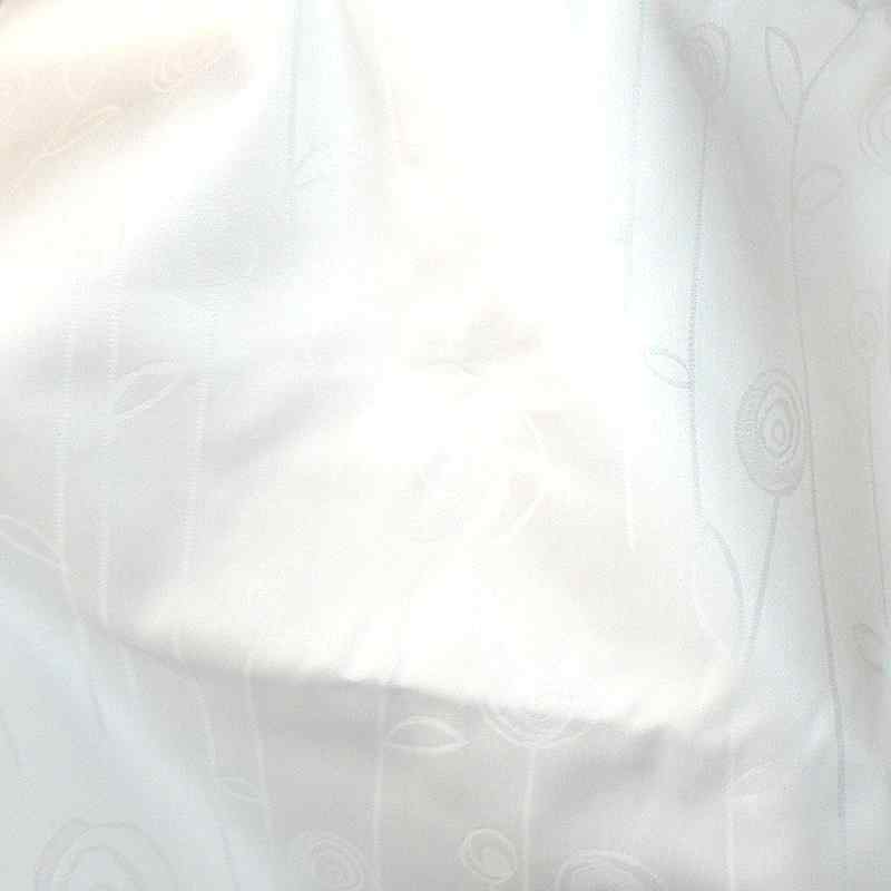 DA716 Bavlněná látka damašek 400x140cm bílá pampelišky
