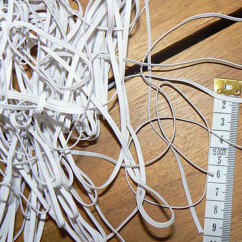 PG1 Prádlová guma zbytek šíře 3mm bílá cikcak délka 4,5m