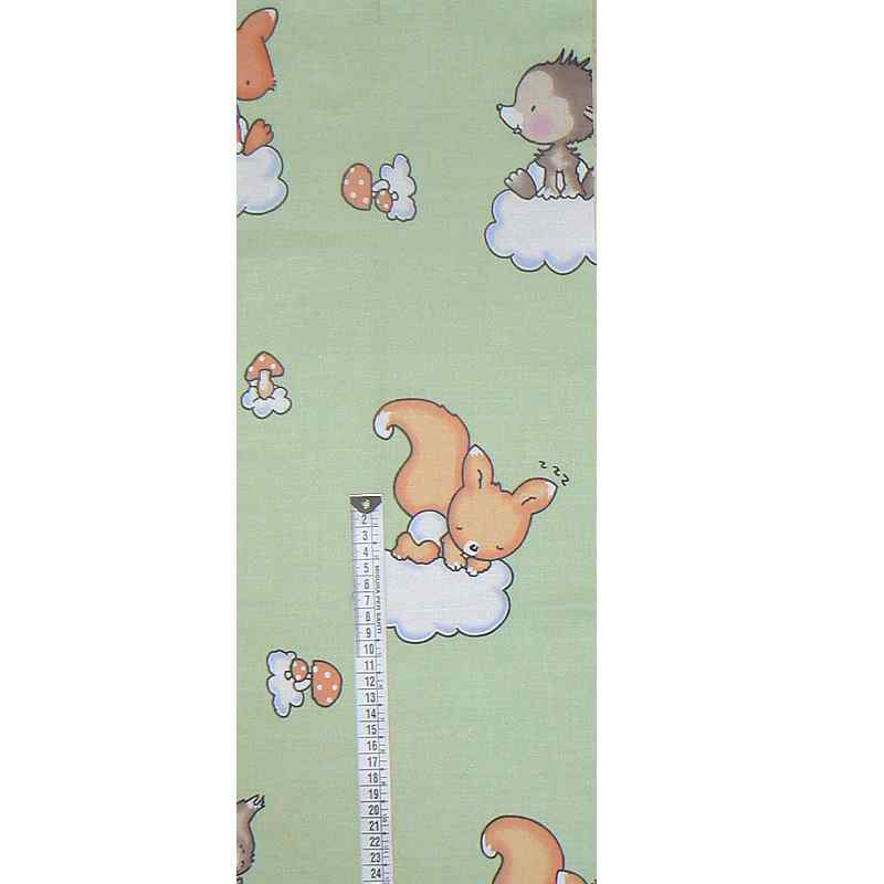 Bavlněná látka 79x18cm zvířátka na zelené (F80)