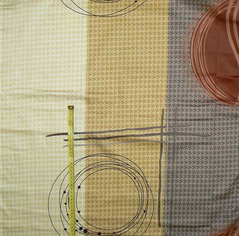 Bavlněný satén látka 67x63cm hnědobéžová kruhy (X5)