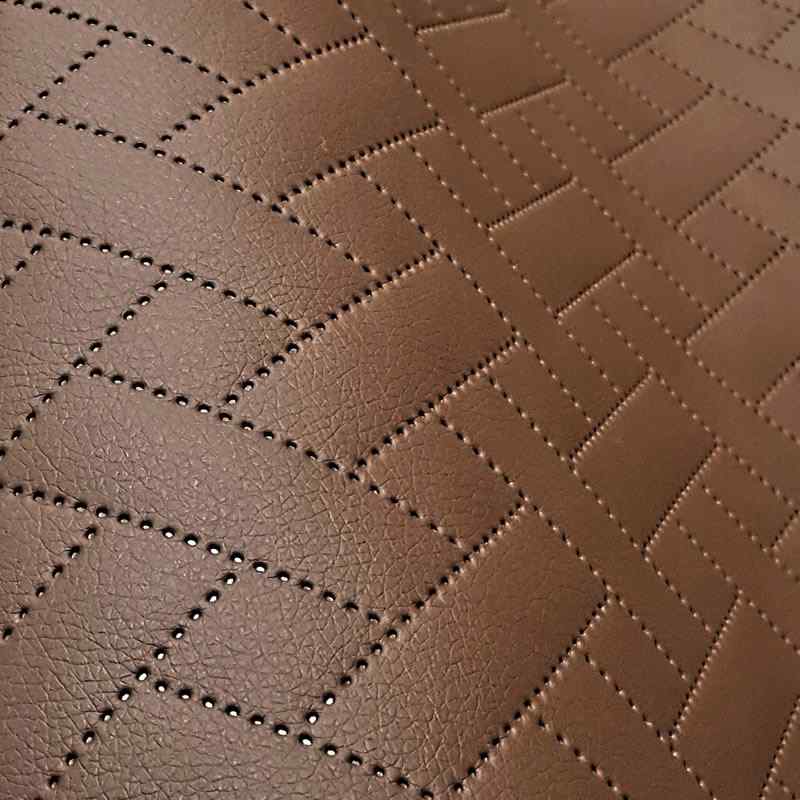 KK339 Exkluzívní koženka zbytek 45x140cm koženka obdélník cikcak hnědána vatelínu