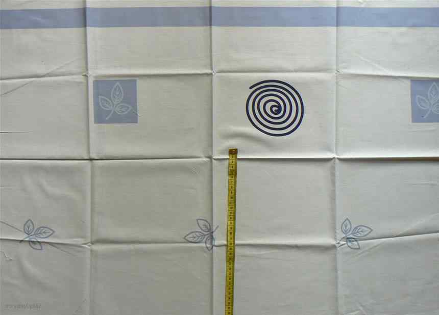 Bavlněná látka šedomodrá lístky 60x90cm na patchwork (G23)