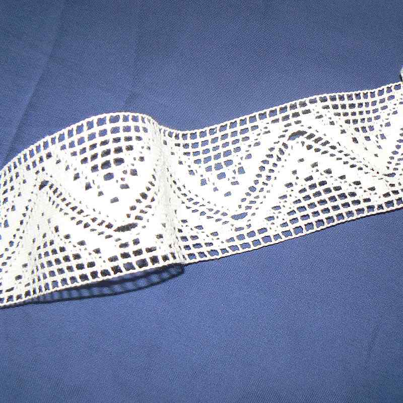 KP11 Bavlněná krajka paličkovaná bílá 180x6cm zbytek