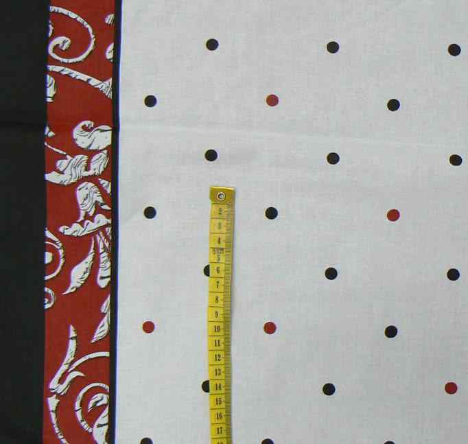 Bavlněná látka bílá puntíky 55x30cm na patchwork (S72)