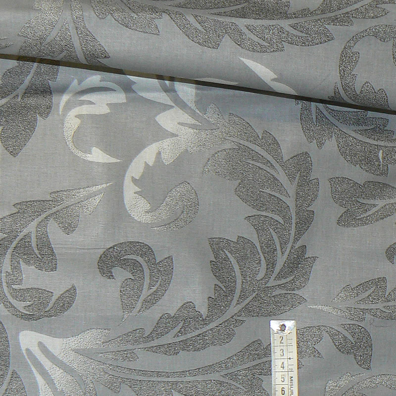 6K221 Bavlněná látka 280x29cm šedá velké listy zbytek na patchwork