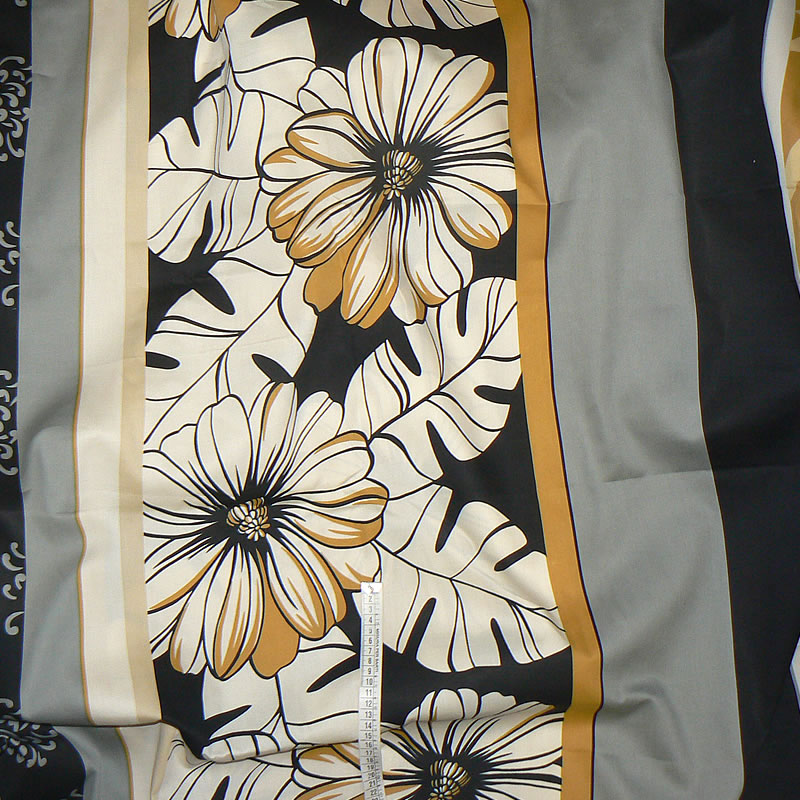 6L71 Bavlněná látka 115x220cm šedá hořčicová květy zbytek na patchwork