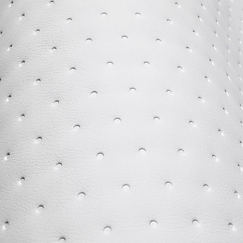 KK427 Exkluzívní koženka zbytek 59x140cm koženka puntíky co 2,2cm bílá na vatelínu