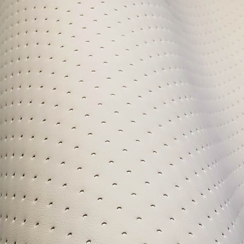 KK395 Exkluzívní koženka zbytek 40x140cm koženka puntíky co 2,2cm béžová na vatelínu