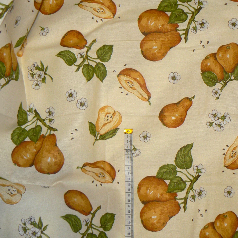 6O311 Bavlněná směsová režná látka 50x70cm hrušky na přírodní 145g/m2 zbytek na patchwork