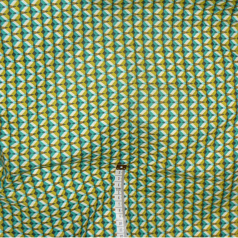 6T61 Bavlněná látka plátno 96x48cm zelená vzor zbytek na patchwork