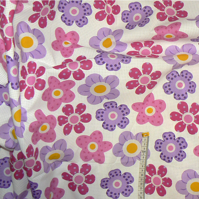 6T151 Bavlněná látka 24x68cm růžovofialkové květy zbytek na patchwork