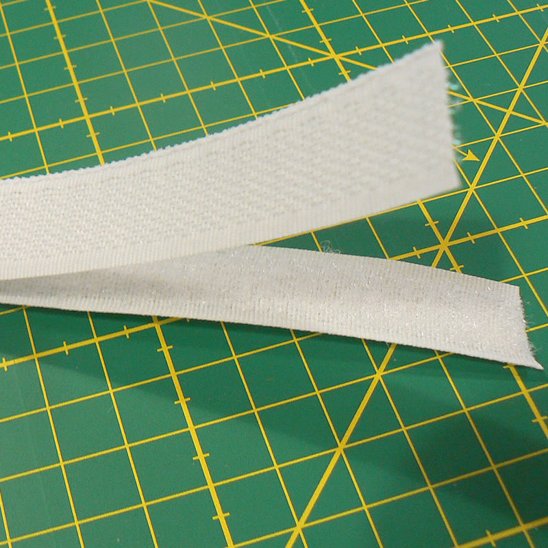 AKCE SZ Suchý zip 20cm (pár háček + plyš) šíře 16mm bílá