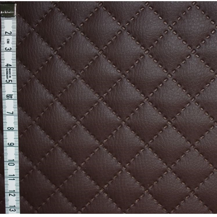 KK502 Koženka zbytek 45x140cm koženka na vatelínu 2x2cm čtverečky hnědá tmavší