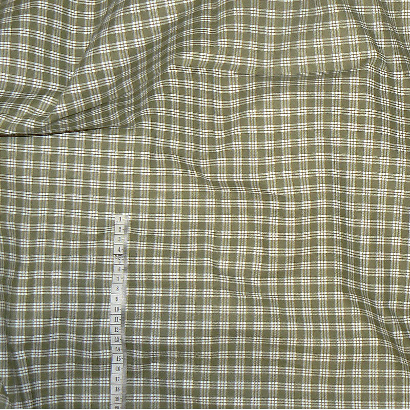 7E229 Bavlněná látka 88x22cm kostka zelenobílázbytek na patchwork