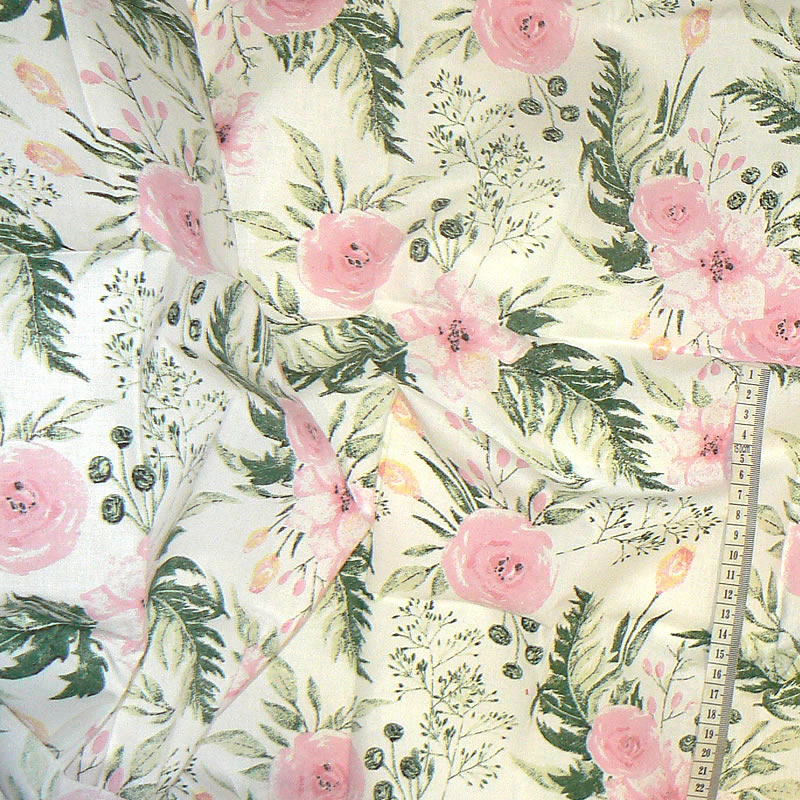 7E353 Bavlněná látka 80x18cm garden květy růžová zbytek na patchwork