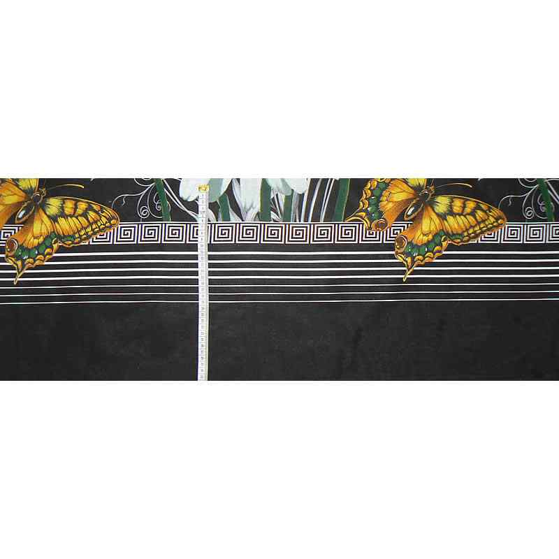 Bavlněná látka 32x184cm černobílá motýl zbytek na patchwork (1Q91)