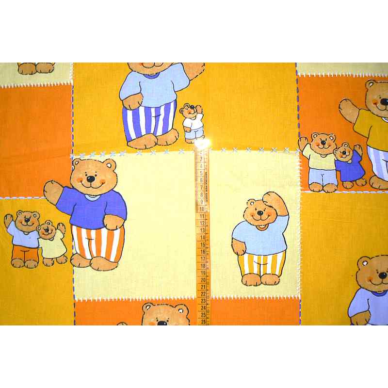 Bavlněná látka 40x60cm medvídci na oranžové zbytek na patchwork (1S160)