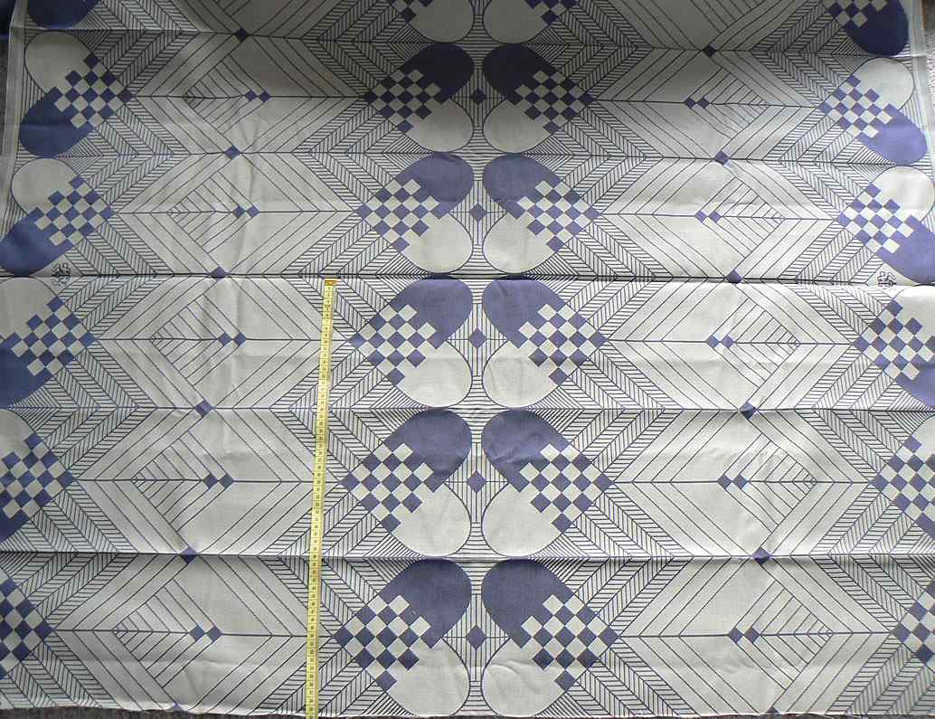 Vysoce kvalitní damašková ubrusovina žakárový vzor 60x144cm béžovoomodrá (1)