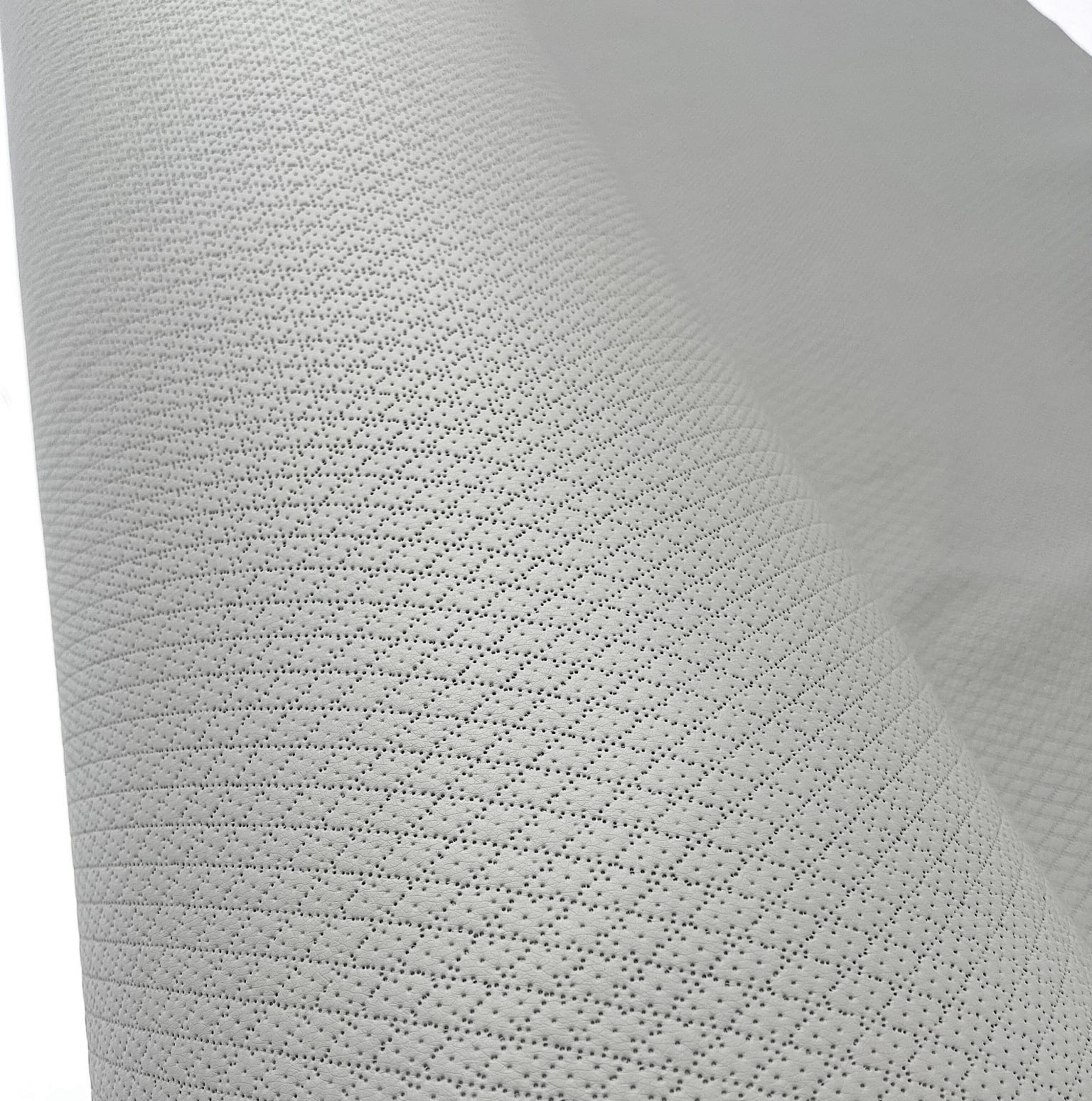 II.jakost KK382 Exkluzívní koženka zbytek 45x140cm koženka kosočtverečky perforovaná šedá 1x1 na vatelínu