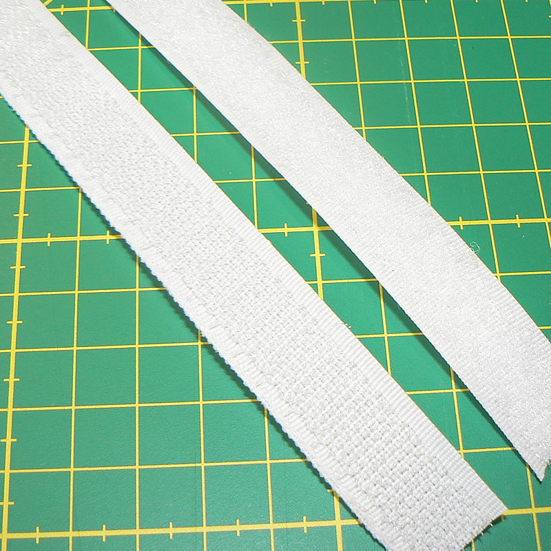 AKCE SZ Suchý zip 20cm (pár háček + plyš) šíře 16mm bílá