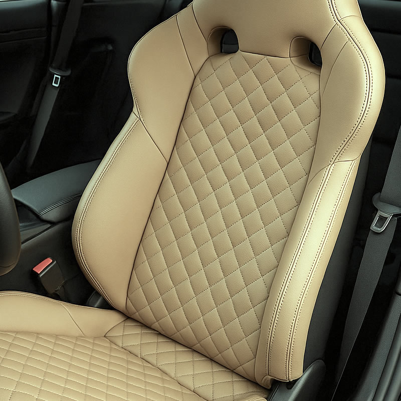 AKCE KK344 Exkluzívní koženka zbytek 45x140cm koženka čtverce 3x3cm béžová na vatelínu