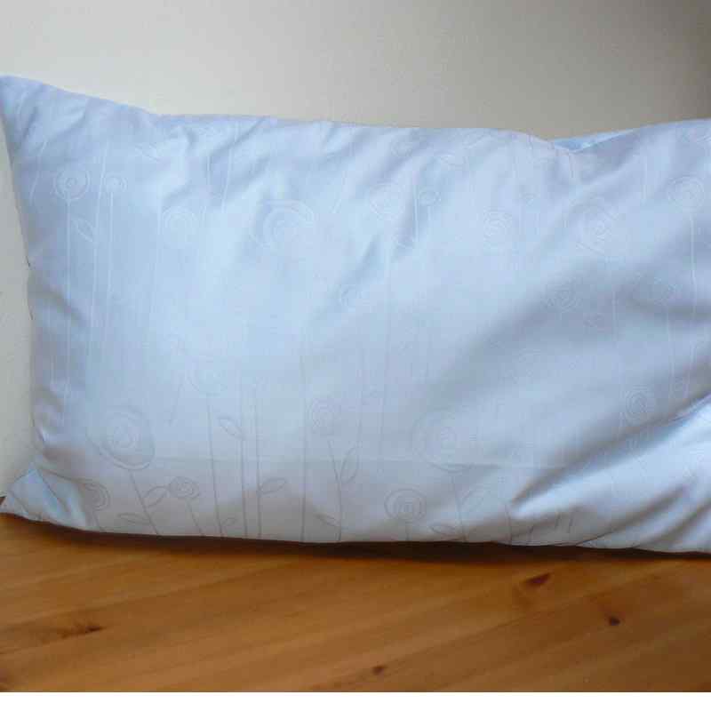 Bavlněná látka  damašek 59x140cm pampelišky modrá (1)