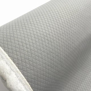 II.jakost KK382 Exkluzívní koženka zbytek 45x140cm koženka kosočtverečky perforovaná šedá 1x1 na vatelínu