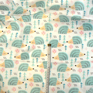 0690 Bavlněná látka plátno 40x79cm zelení ježečci na perlové zbytek na patchwork